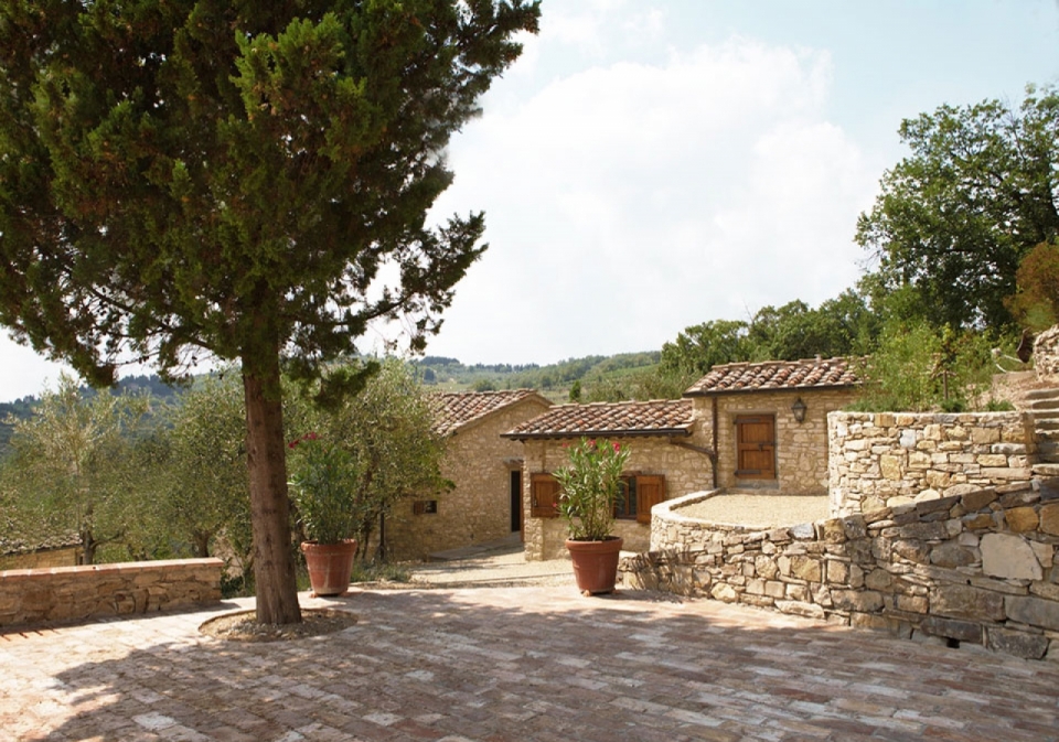 Terrasse/weitere Gebäude des Weilers il Borgo